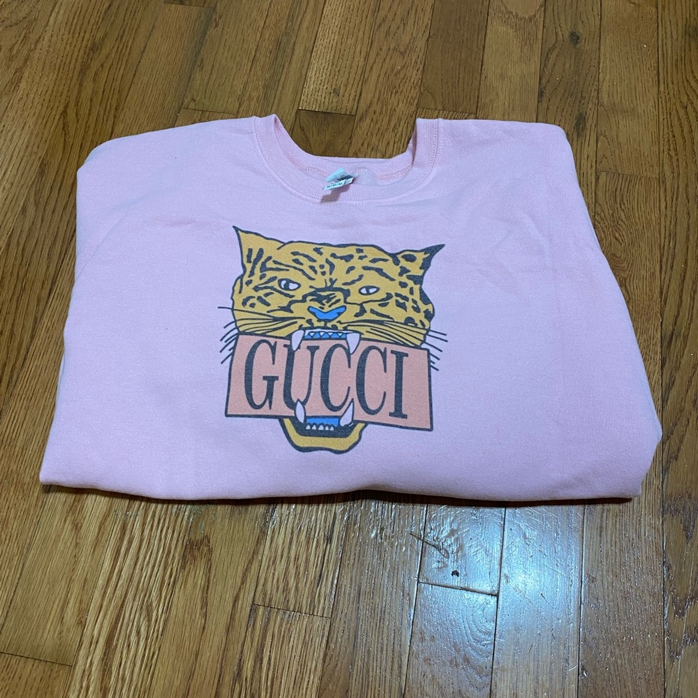 “Gucci” sweatshirt